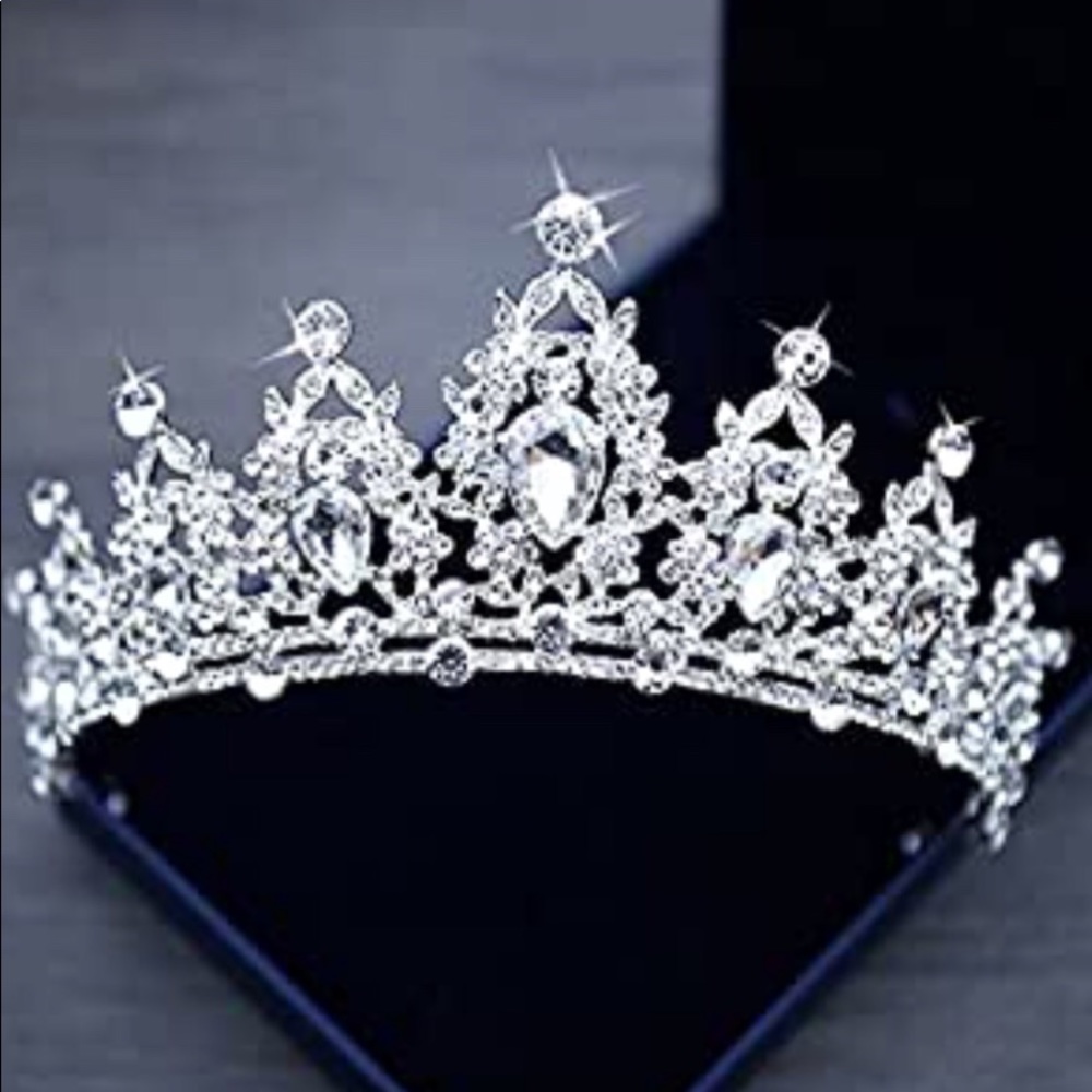 Rhinestone silver crown wedding/bridal tiara